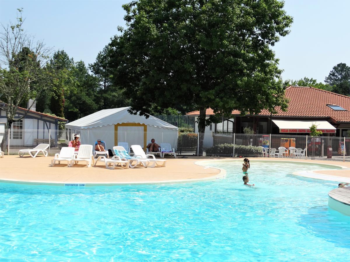 Hôtel Camping Sunissim L'Airial By Locatour à Soustons Extérieur photo